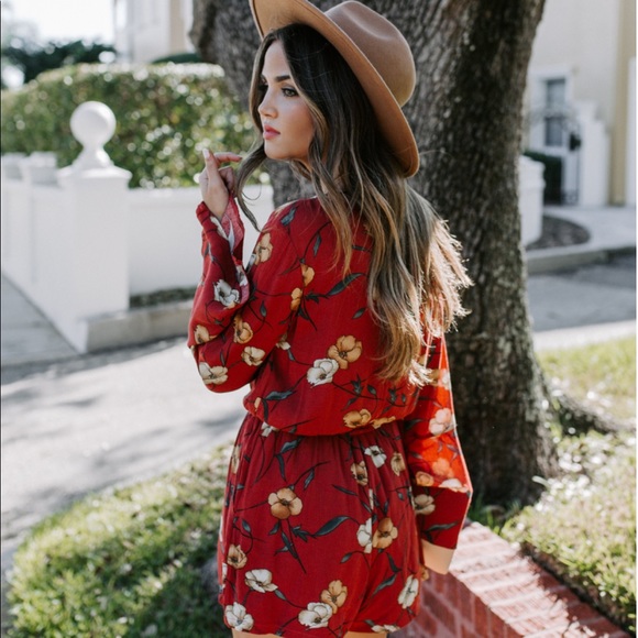 Pocketed Bell Sleeve Romper - Picture 3 of 8